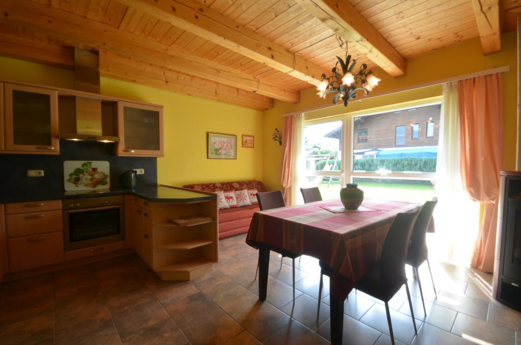 Chalet Yulia Zell am See Pokój zdjęcie
